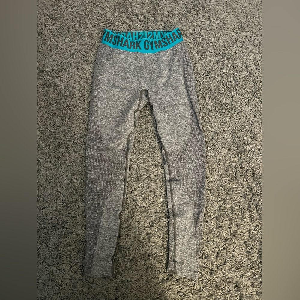 Gymshark Women’s Gray Leggings with Blue Waistband